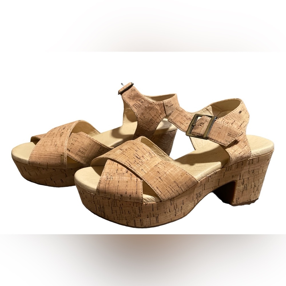 Chocolat Blu sandals, NWOT, 8